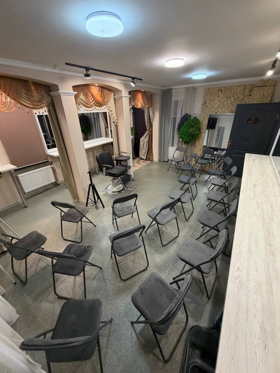 Великий навчальний клас